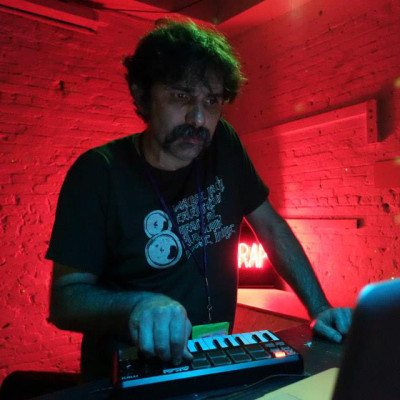 Infinite Kitten - Warper Party